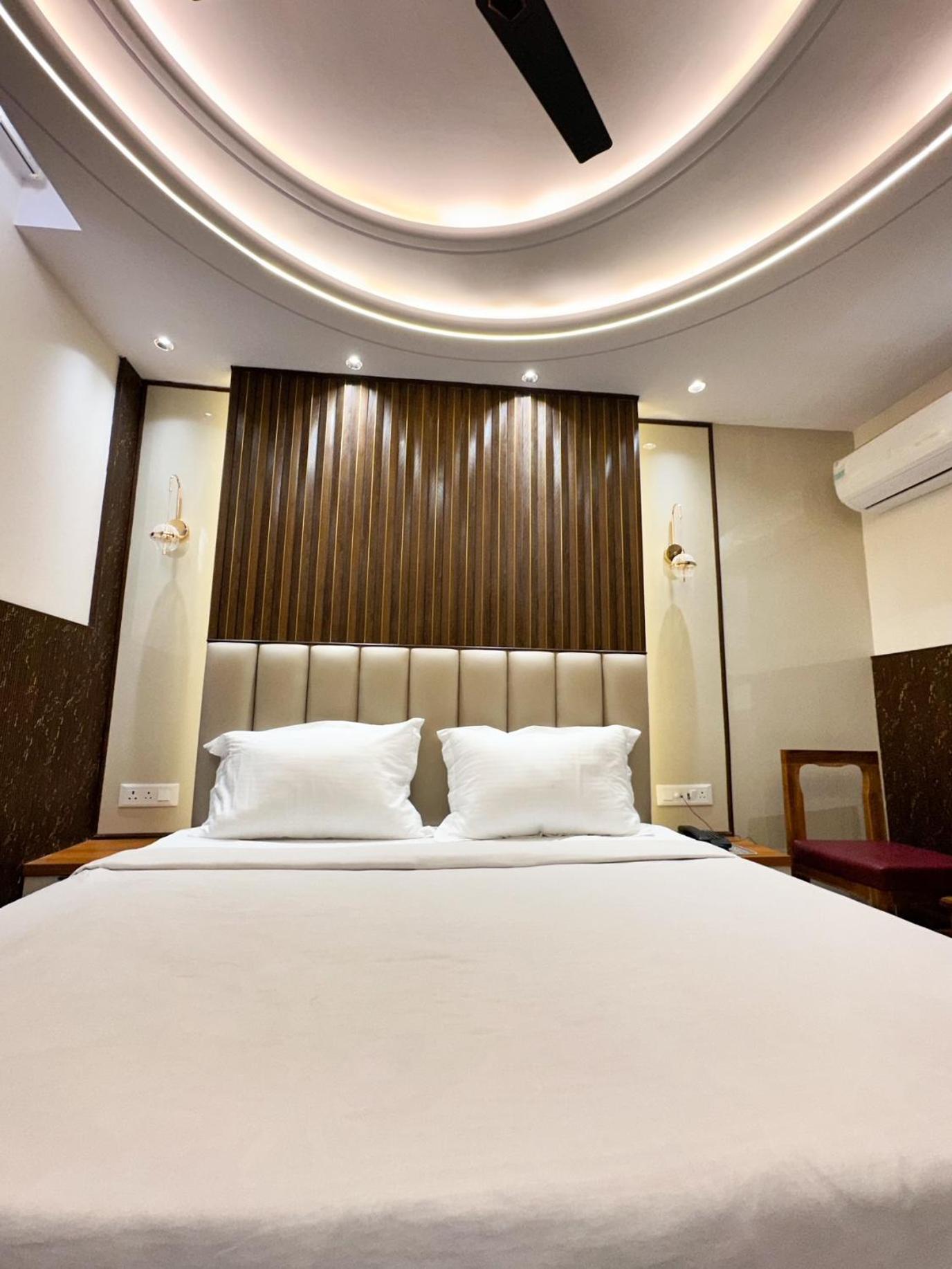 Delhi Delight Premium Bed & Breakfast Ню Делхи Екстериор снимка