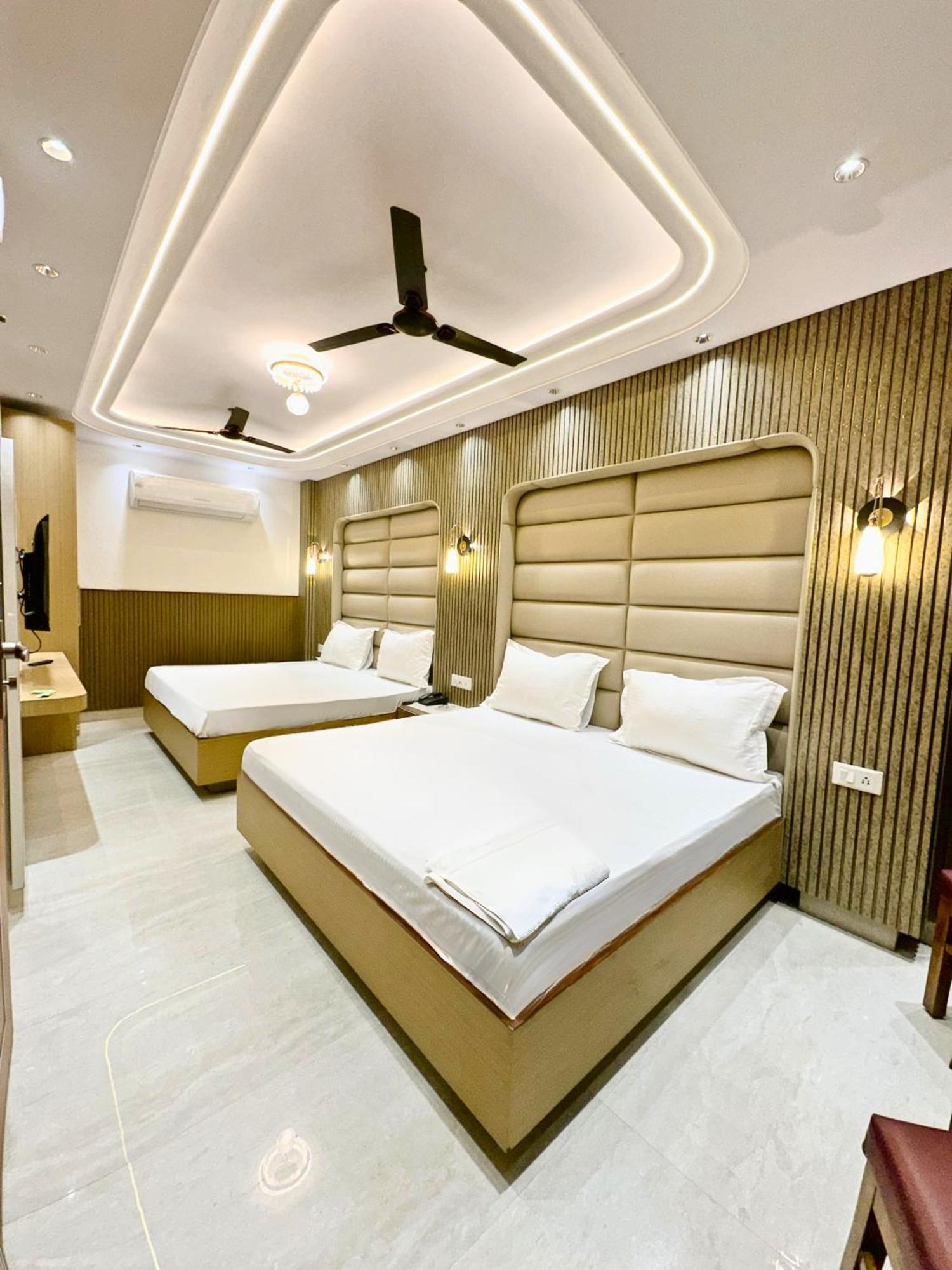 Delhi Delight Premium Bed & Breakfast Ню Делхи Екстериор снимка