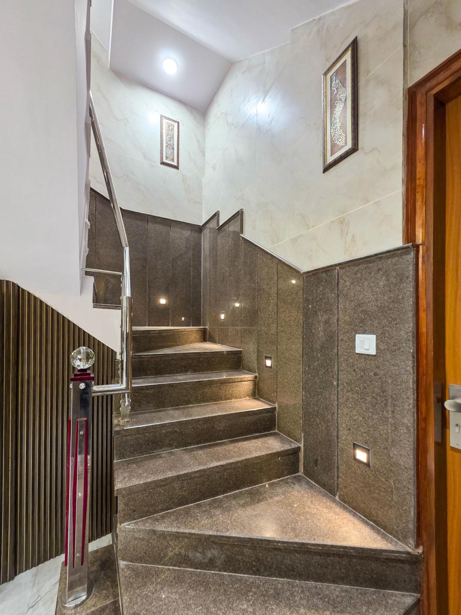 Delhi Delight Premium Bed & Breakfast Ню Делхи Екстериор снимка