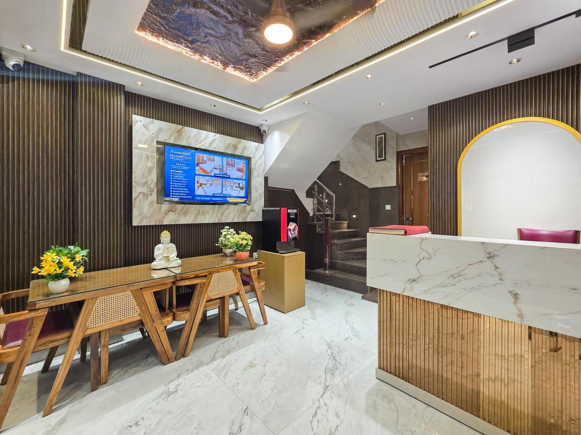 Delhi Delight Premium Bed & Breakfast Ню Делхи Екстериор снимка
