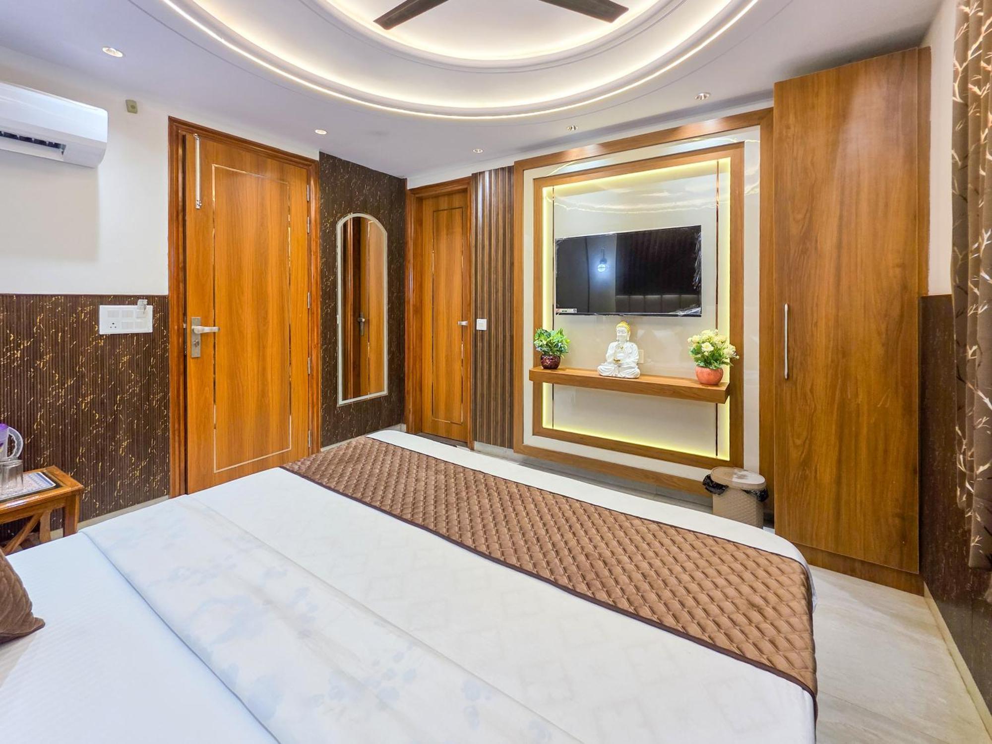 Delhi Delight Premium Bed & Breakfast Ню Делхи Екстериор снимка