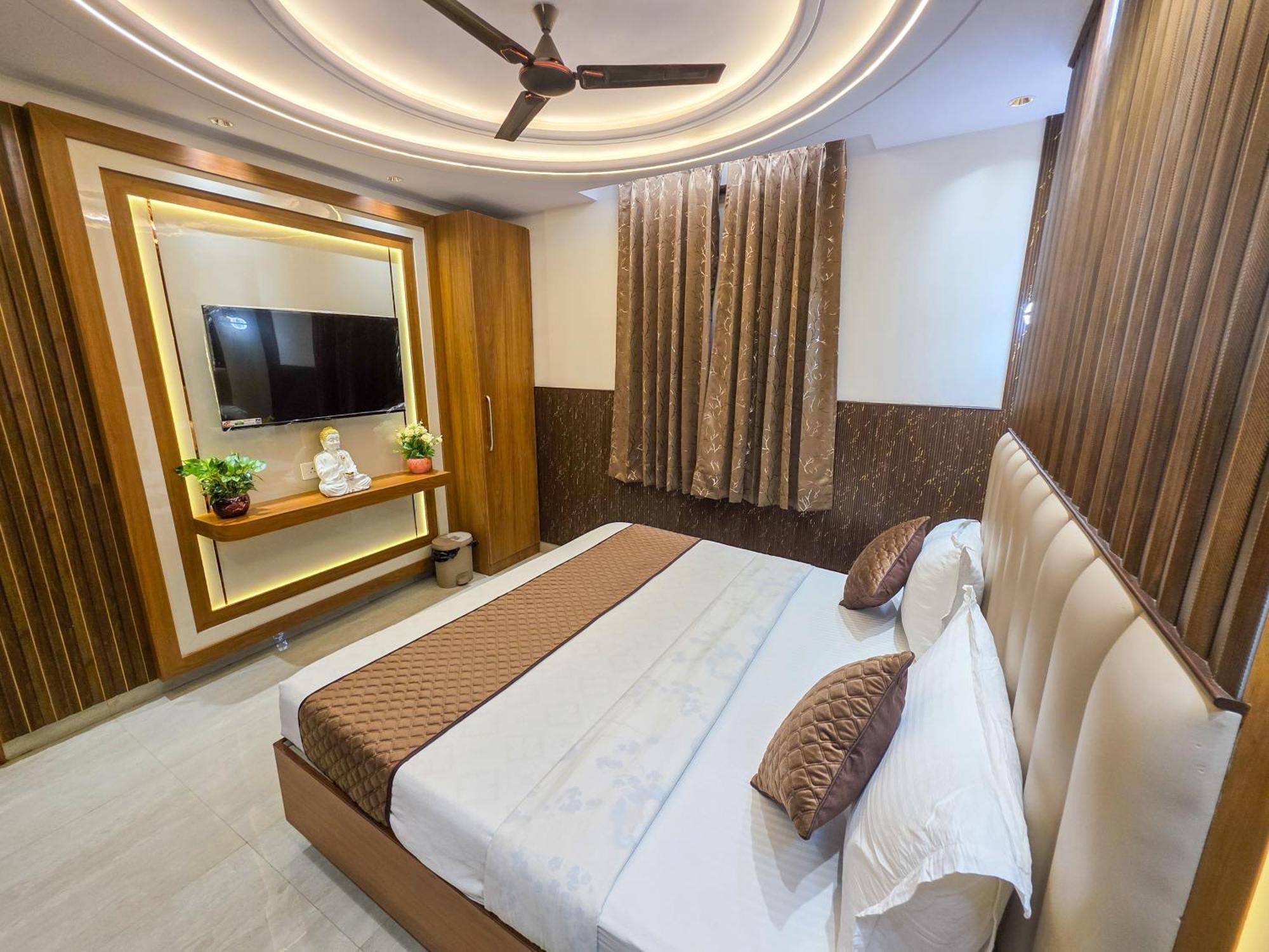 Delhi Delight Premium Bed & Breakfast Ню Делхи Екстериор снимка